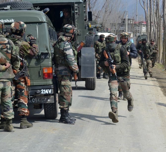 Terrorist who killed truck driver in Bijbehara neutralised by security forces