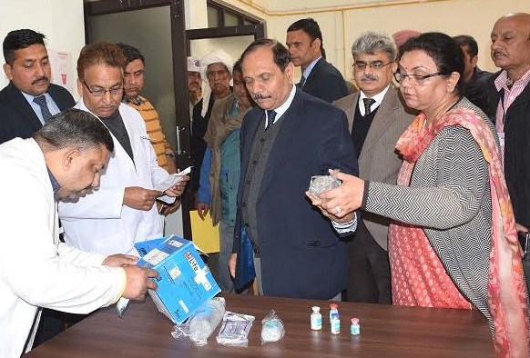 Ensure best healthcare facilities to patients: Advisor Bhatnagar to medicos