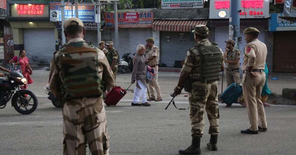 J&K Govt to impose huge fine, or six month jail for lockdown violators