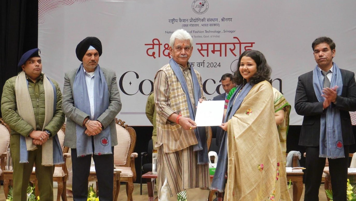 3 senior officers granted LG’s Award for meritorious public service on Independence Day