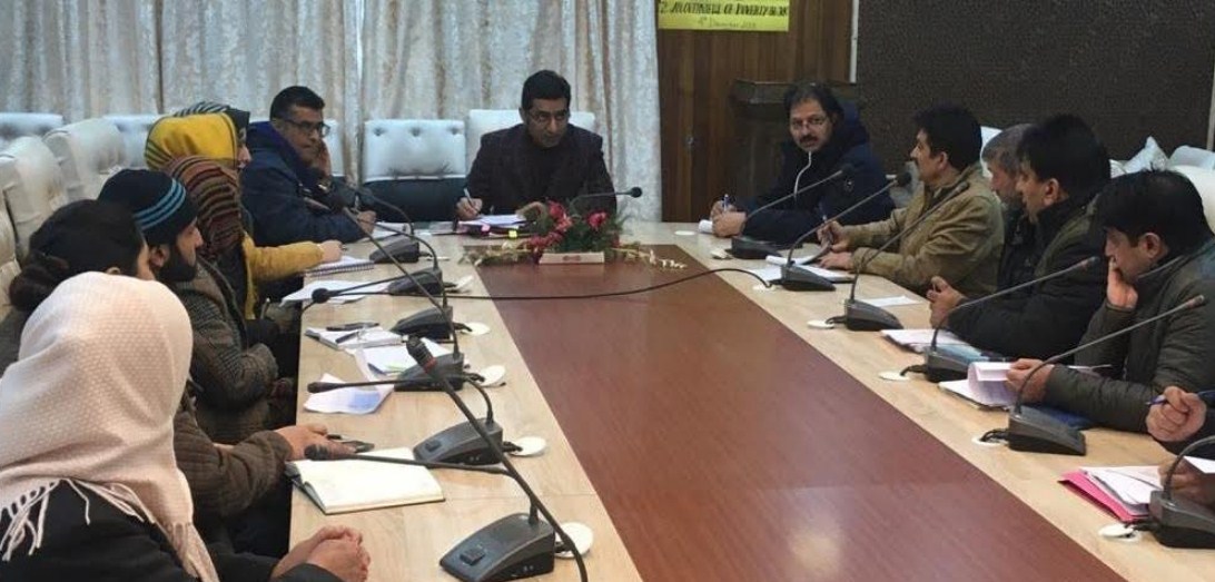 DC Doda reviews essential services and road connectivity in Doda-Thathri