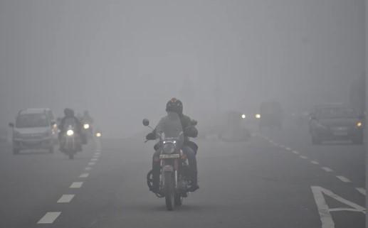 At 2.9 Degrees Celsius, Delhi records its Coldest morning of Season