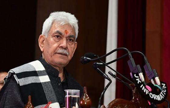 LG Sinha congratulates GMC Srinagar on advancing internal medicine conference
