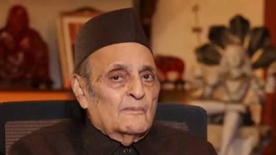 Centre should fulfil promise of restoring J-K statehood: Karan Singh