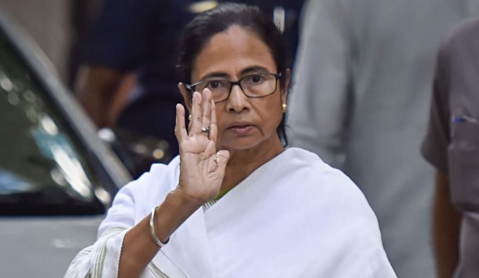 Man tried to enter Mamata Banerjee's home with arms in Car, arrested