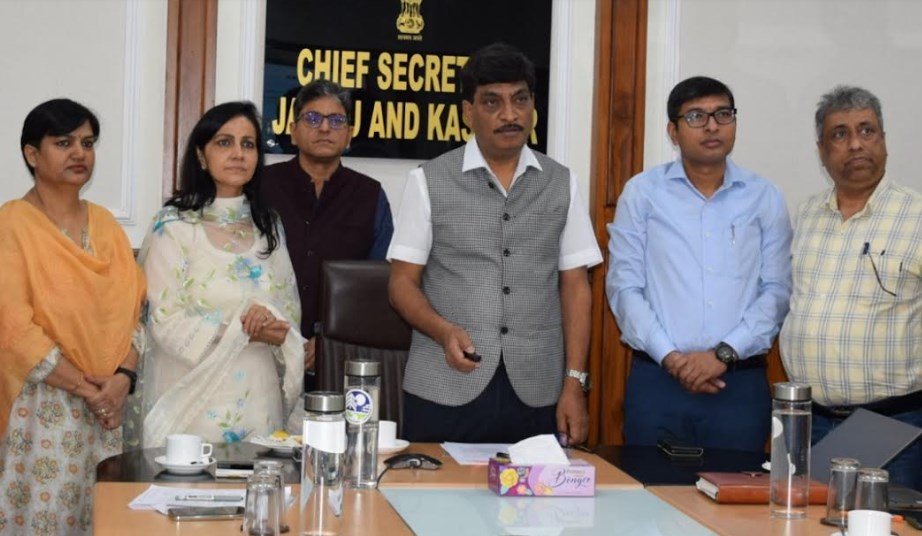 Another batch of 4,675 pilgrims leave Jammu for Amarnath Yatra