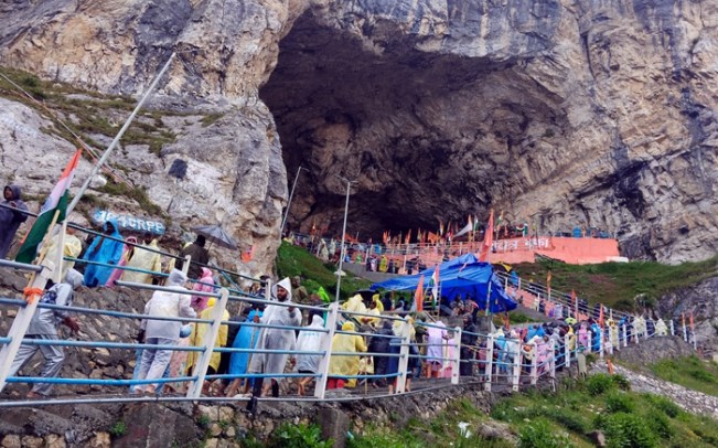 Amarnath Yatra: Fourth batch of 6461 pilgrims leave from Jammu base camp