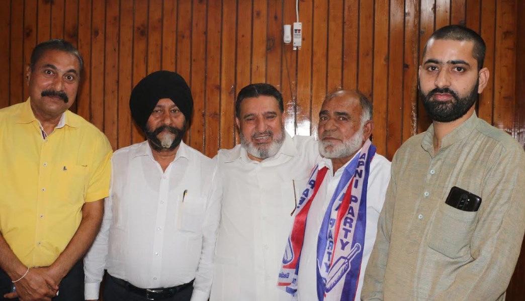 Altaf Bukhari pitches for democratic process in J&K