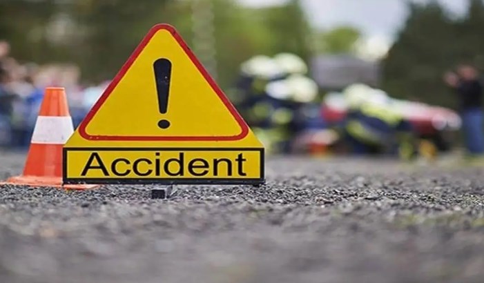 12 injured as mini-bus skids off road in Ramban