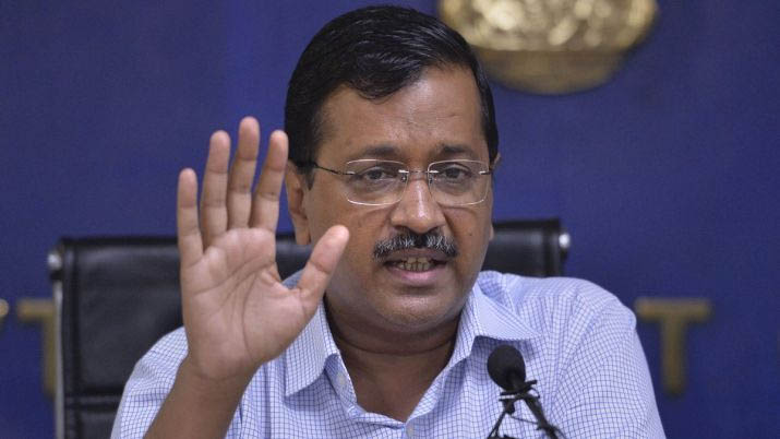 भारी बारिश बर्फ़बारी के चलते जम्मू श्रीनगर राष्ट्रीय राजमार्ग बंद
