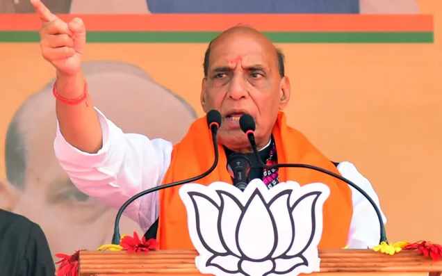 LG Sinha calls on Defence Minister Rajnath Singh