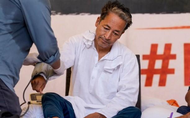 CJP protest day 25: Sonam Wangchuk in 'immense pain', refuses to end fast without dialogue