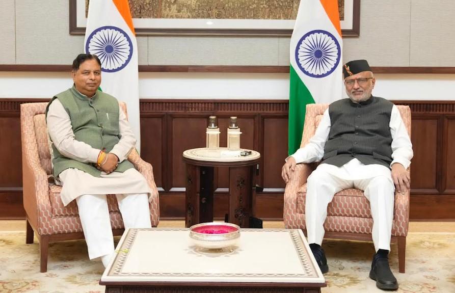 Sat Sharma discusses development, democracy and security scenario in J&K with Vice-President