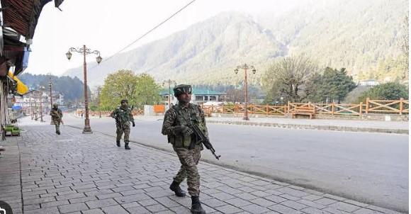 Parl panel recommends ‘integrated security and surveillance framework’ for tourist spots in J-K