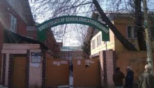 DSEK Cracks Down on Unauthorized Transfers of Senior Assistants in Kashmir Schools
