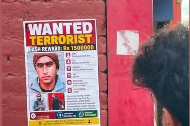 Police announce Rs 15 lakh reward for LeT militant suspected to be behind twin attacks in Kashmir