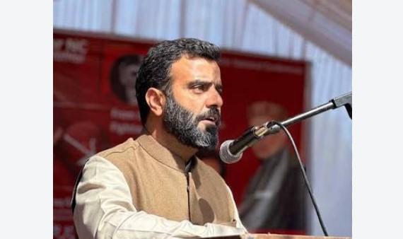 Srinagar MP Mehdi accuses govt medical college principals of coercing interns to end stir