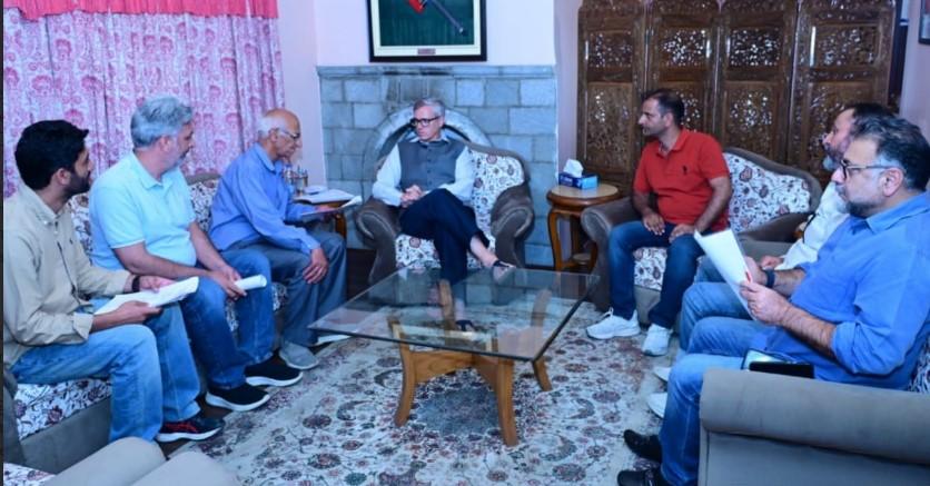 Several delegations call on CM Omar Abdullah at Raabita, seek resolution of public issues