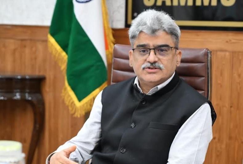 CS Dulloo reviews quality, disposal of migrant property grievances across Kashmir