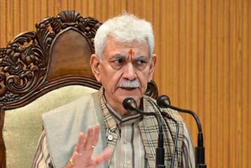 Valour of martyrs inspires us to strengthen peace: LG Sinha on Police Commemoration Day