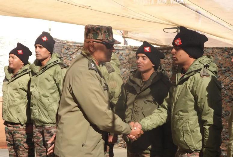 Northern army commander reviews troops' readiness in Ladakh