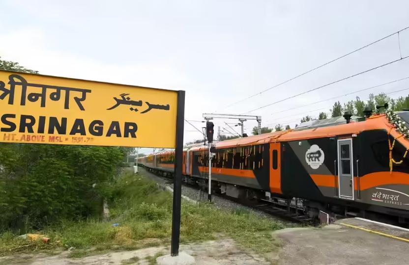 Jammu-Srinagar direct Vande Bharat Express begins commercial operation amid fanfare