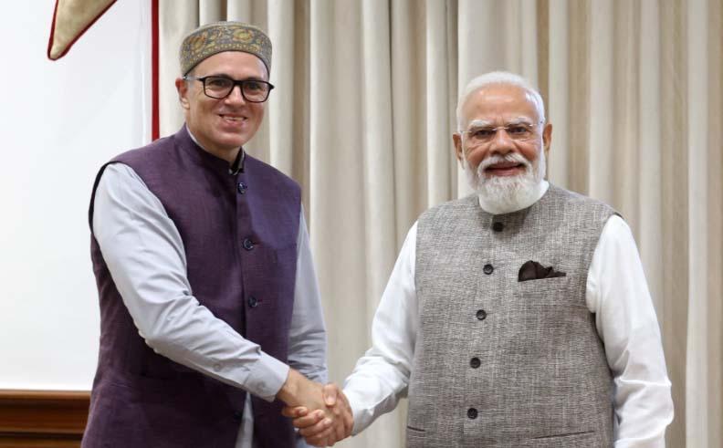 CM Omar Abdullah Calls on PM Modi; Raises Statehood, Economy and Development Issues