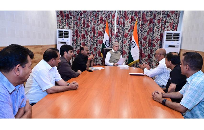 CM Omar Abdullah meets delegations, assures examination of public and industry-related issues