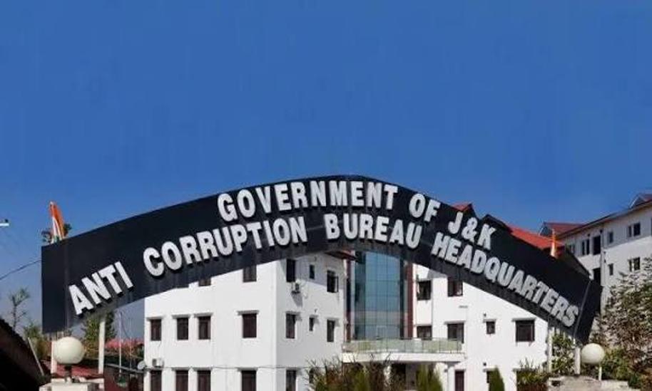 J&K ACB Chargesheets 10 Accused, Including 7 SMC Officers, Over Illegal Construction in Batamaloo