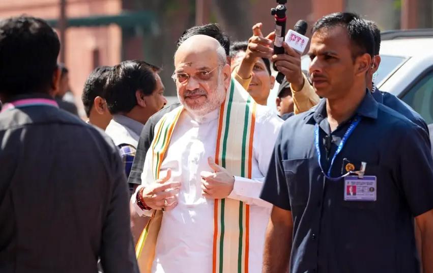 Amit Shah Cuts Convoy Size Amid Modi’s Call for Fuel Conservation, Sustainability Drive
