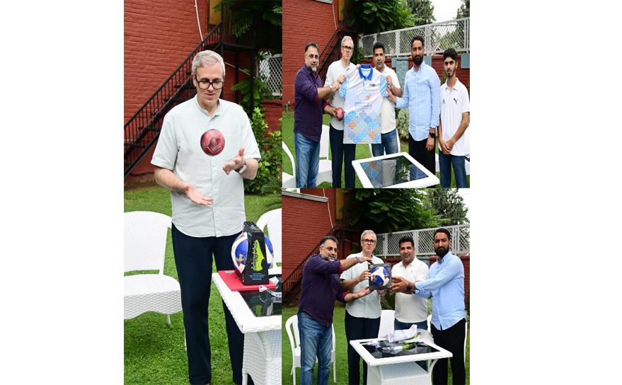 CM Omar Abdullah meets MLAs, unveils Kashmir Super League jersey