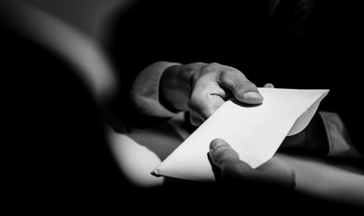 Forest Guard Caught Red-Handed Taking Rs 15,000 Bribe in J&K’s Kishtwar; ACB Arrests Accused