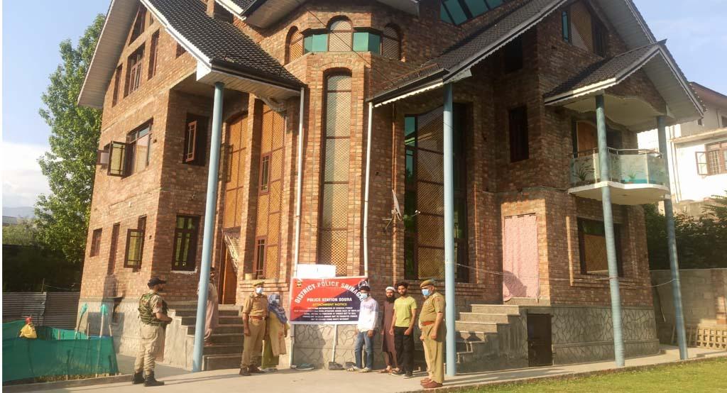 Srinagar Police attaches properties worth Rs 3.5 crore of drug peddlers under NDPS Act