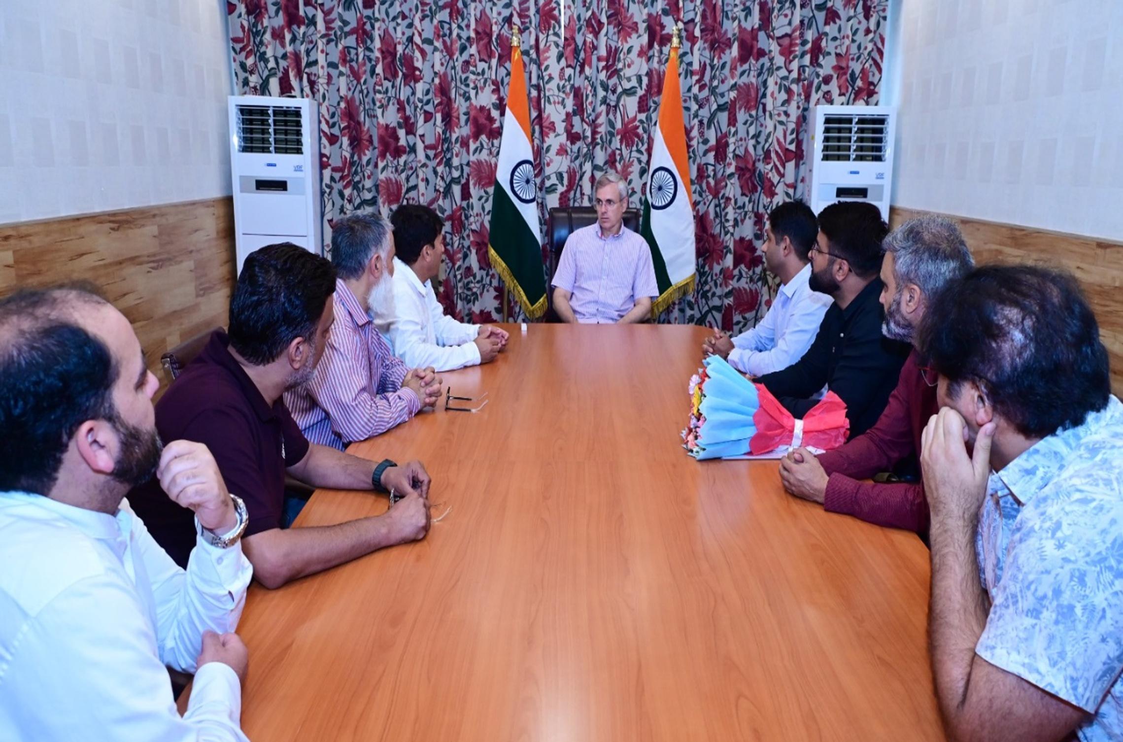 CM Omar Abdullah meets travel, tourism and business stakeholders; assures support for sector’s growth