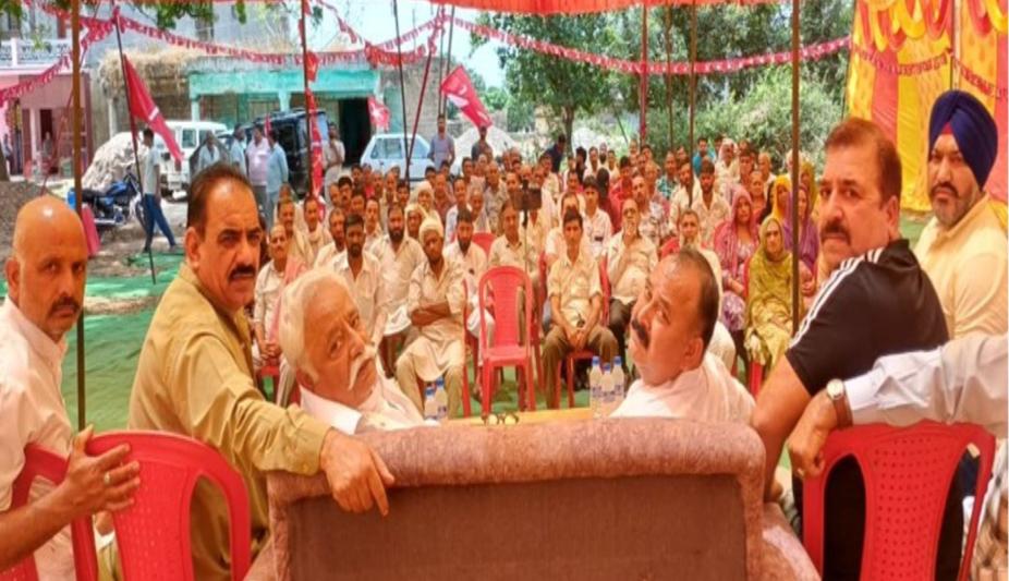 Fuel hike amid economic slowdown huge blow to common people: Sadhotra