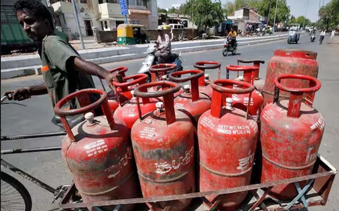 Indian households continue to pay among the lowest cooking gas prices in the world: Petroleum Ministry