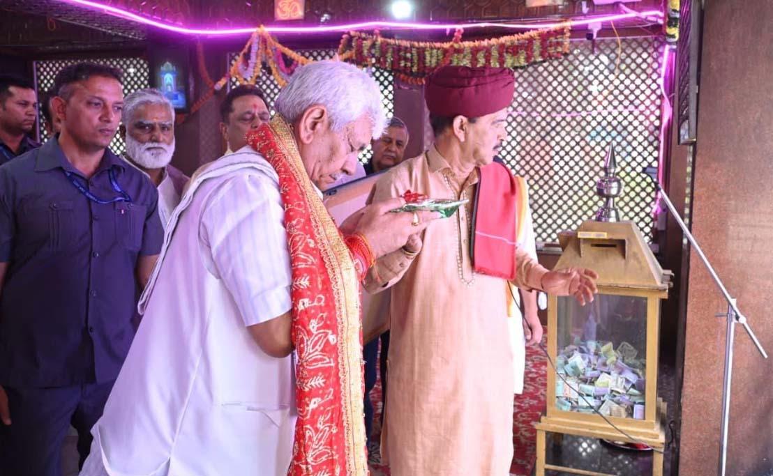 Lieutenant Governor Inaugurates Yatri Bhawan at Mata Kheer Bhawani Temple